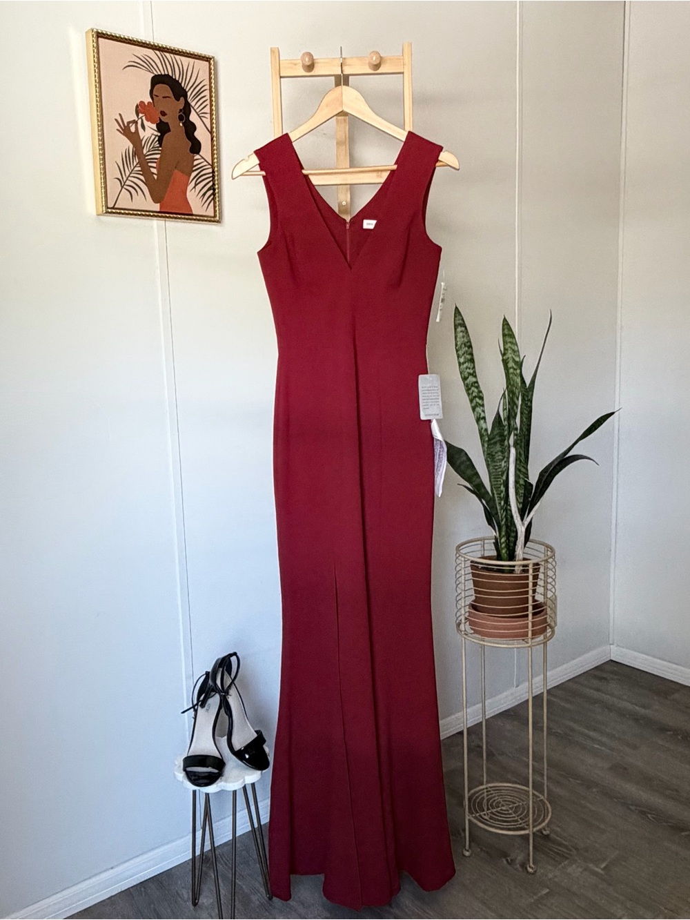Dress the Population Sandra Plunge Crepe Garnet Trumpet Gown